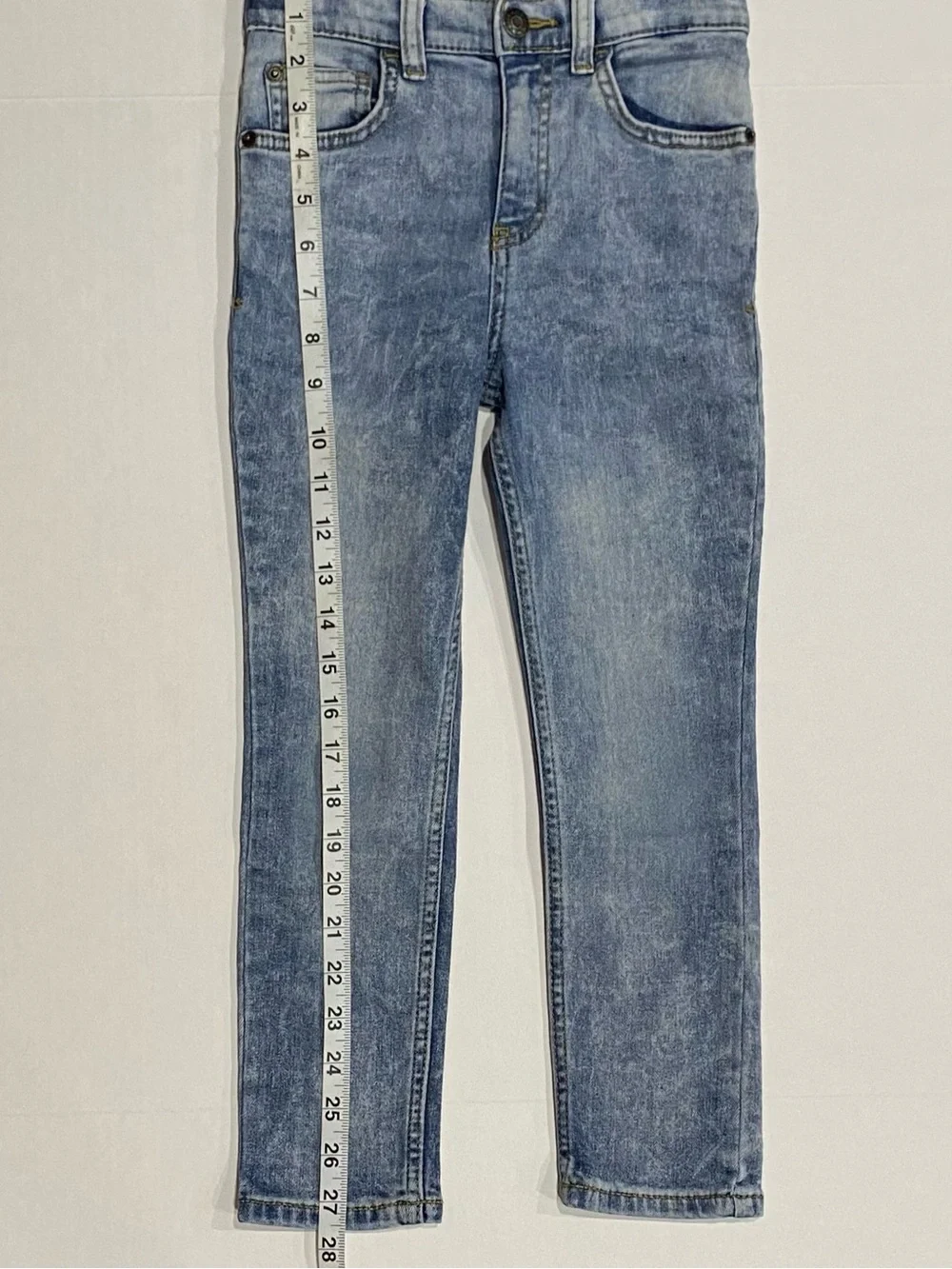 Cat & Jack Boys' Light Wash Super Stretch  Jeans Size 6